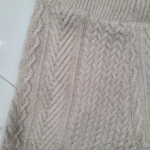 Cable Knit Zara Shorts - Picture 13 of 14